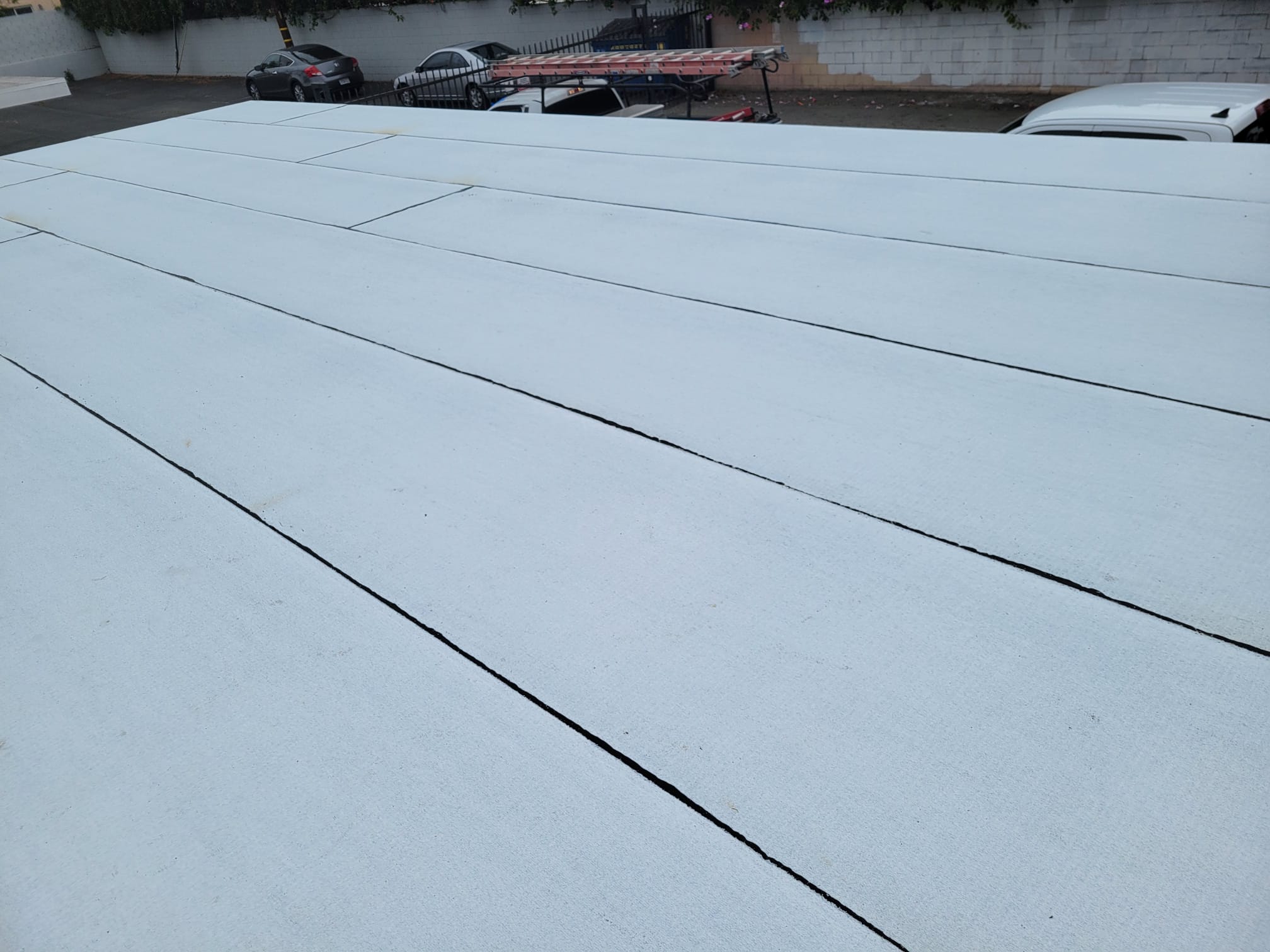 flat roof replacement company in Huntington Beach California